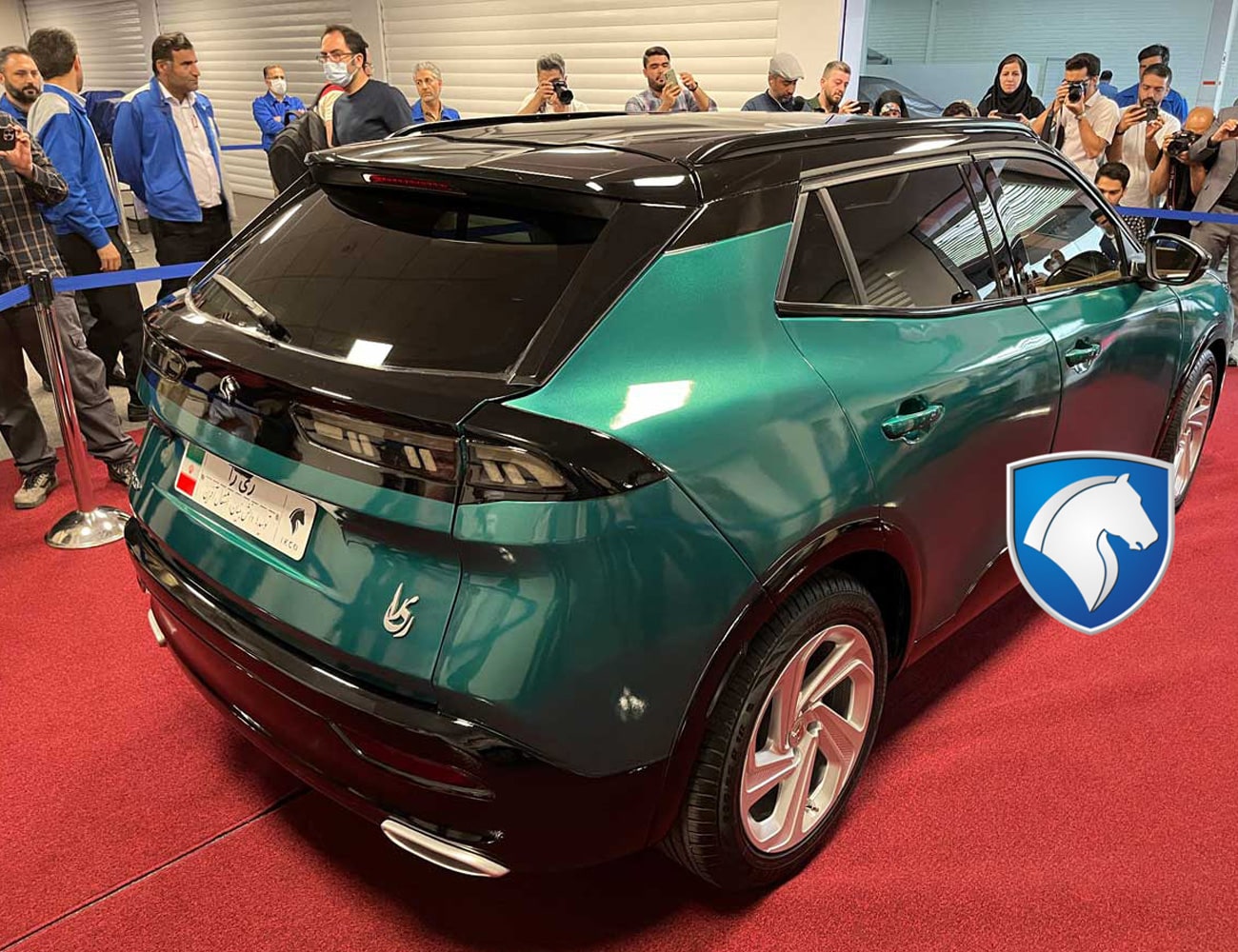 مشخصات فنی خودرو ری را